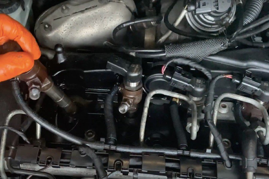 Fuel injection cleaning by mobile mechanic in Long Beach, CA.